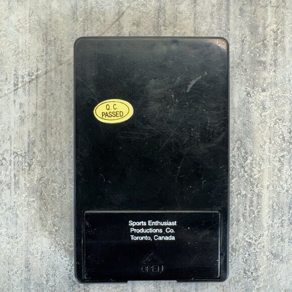 Calgary Stampeder CFL QR77 Portable Radio Football AM Personal Memorabilia - Picture 3 of 7